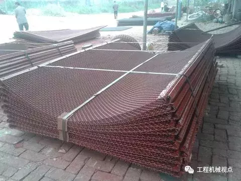 振動篩篩分質量不高,篩分效果不理想怎么辦?9種辦法助你解決(圖2) 振動篩篩分質量不高,篩分效果不理想怎么辦?9種辦法助你解決(圖2)