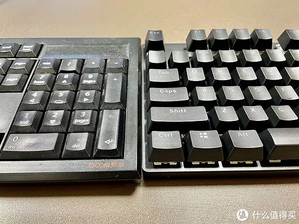 好用不貴的機(jī)械鍵盤(pán):89元入手雷柏V500PRO紅軸替換櫻桃MX3800黑軸(圖9) 好用不貴的機(jī)械鍵盤(pán):89元入手雷柏V500PRO紅軸替換櫻桃MX3800黑軸(圖9)