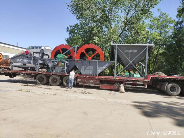 車載流動(dòng)式洗砂-輪斗式洗砂機(jī)在移動(dòng)洗沙方面的新應(yīng)用(圖1) 車載流動(dòng)式洗砂-輪斗式洗砂機(jī)在移動(dòng)洗沙方面的新應(yīng)用(圖1)