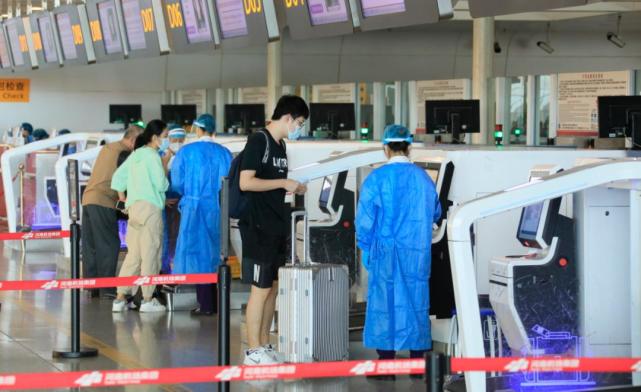 新鄭機場停車費3天多少錢，新鄭機場停車場收費多少錢一天一夜(圖4)