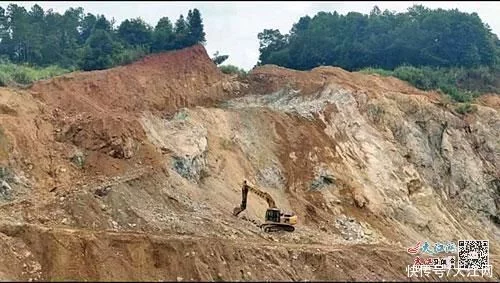 洗砂場公然蠶食青山綠水!多個相關部門只會“踢皮球”?(圖1) 洗砂場公然蠶食青山綠水!多個相關部門只會“踢皮球”?(圖1)