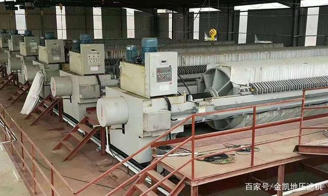 泥漿脫水處理設備用哪種?洗沙場泥漿如何處理?(圖1) 泥漿脫水處理設備用哪種?洗沙場泥漿如何處理?(圖1)