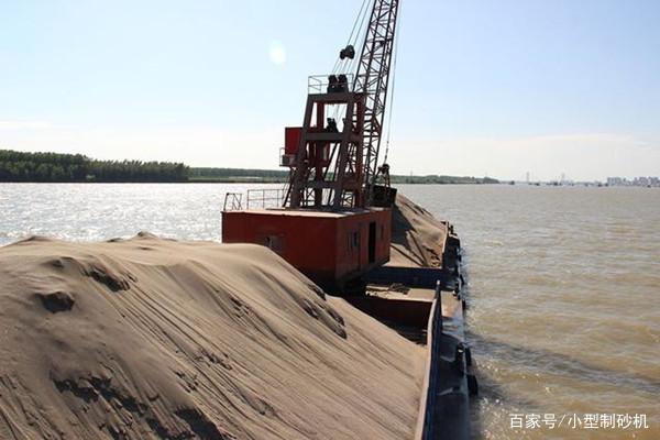 洗砂機(jī)工作流程和6大優(yōu)勢介紹,附送7大檢查注意事項(xiàng)(圖1) 洗砂機(jī)工作流程和6大優(yōu)勢介紹,附送7大檢查注意事項(xiàng)(圖1)