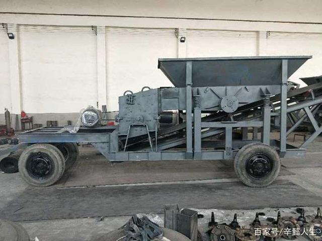 小型移動式制砂機的工作優勢及方便之處(圖2) 小型移動式制砂機的工作優勢及方便之處(圖2)