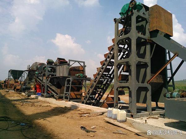 挖斗洗沙機(jī)價(jià)格,洗砂機(jī)設(shè)備價(jià)格,這3點(diǎn)影響價(jià)格(圖3) 挖斗洗沙機(jī)價(jià)格,洗砂機(jī)設(shè)備價(jià)格,這3點(diǎn)影響價(jià)格(圖3)
