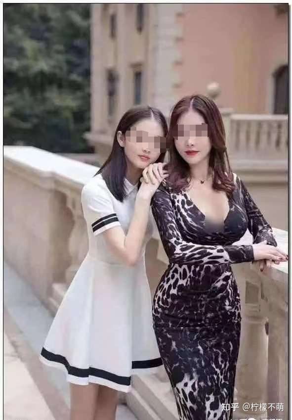 長沙母女不雅事件,大量私照流出,真相毀三觀!(圖2) 長沙母女不雅事件,大量私照流出,真相毀三觀!(圖2)