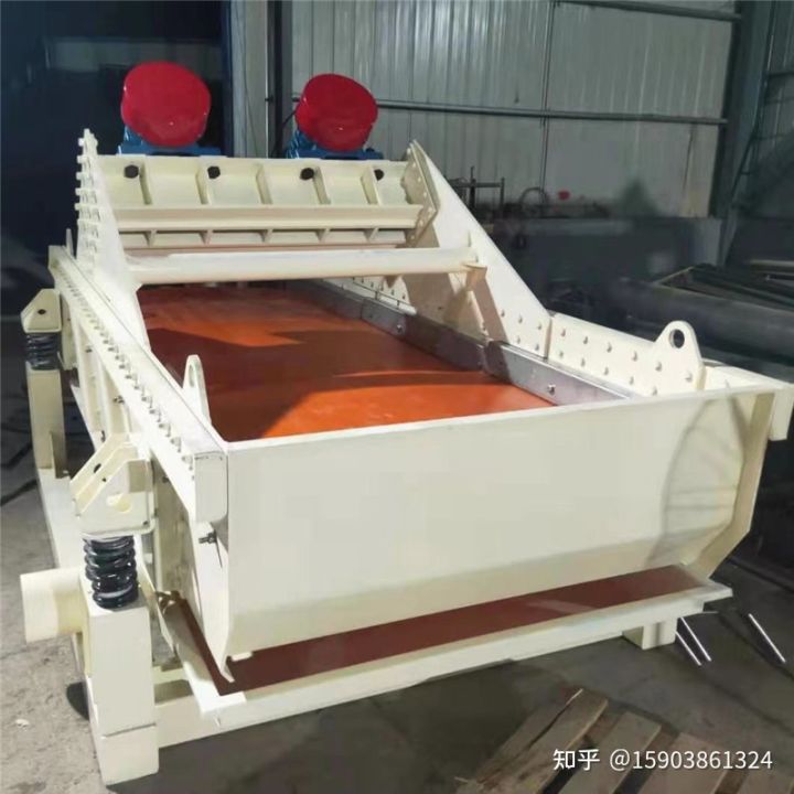 爐渣水洗砂高頻振動脫水篩設備(圖1) 爐渣水洗砂高頻振動脫水篩設備(圖1)