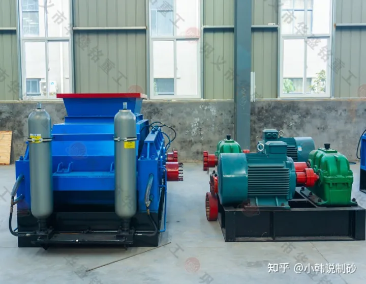 小型石英砂專用制砂機(jī)，石英砂制砂機(jī)多少錢一臺(tái)？(圖2)