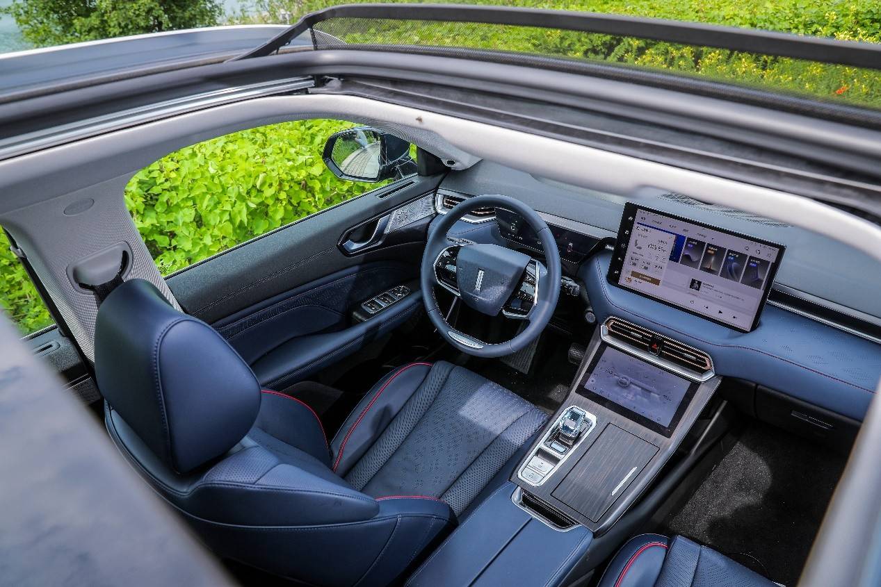 標配長續航PHEV+HWA，拿鐵DHT-PHEV攜26項全維兒童呵護實力登場(圖6)