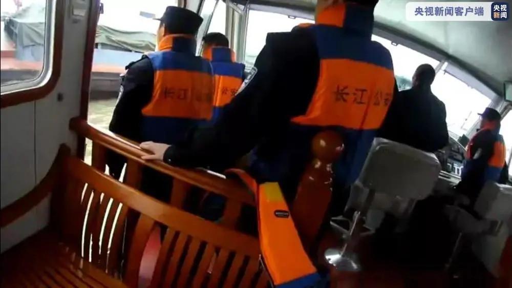 盜采江砂14.5萬噸，價值超1000萬！江蘇一盜采江砂團(tuán)伙95人被抓(圖1)