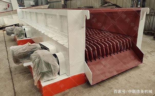移動式泥石分離機的成本費用相對于傳統(tǒng)生產(chǎn)線的費用要少得多(圖1) 移動式泥石分離機的成本費用相對于傳統(tǒng)生產(chǎn)線的費用要少得多(圖1)