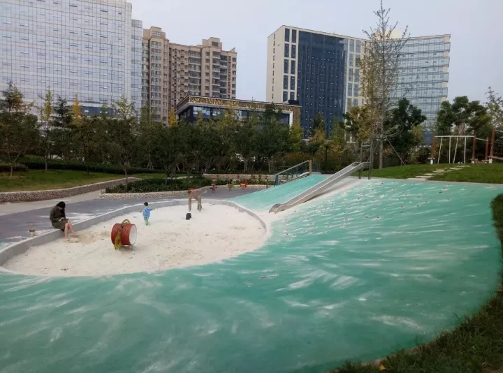 鄭州最好公園！大人能跑步，小孩能玩沙，設(shè)備全進(jìn)口，不收門票！(圖7)