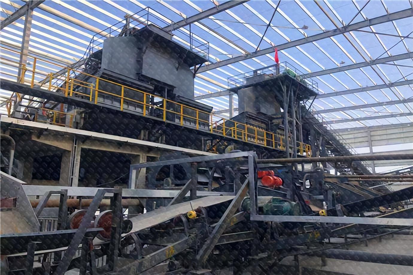 石灰石怎么加工成機(jī)制砂(圖1) 石灰石怎么加工成機(jī)制砂(圖1)