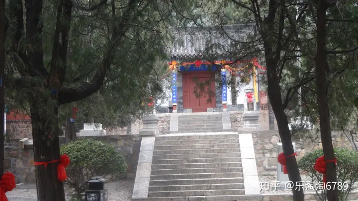 泰安一條街道，首有著名景點，尾有繁華夜市，低調卻有頂尖美食，內有一建筑承載了幾代人的記憶！(圖8)