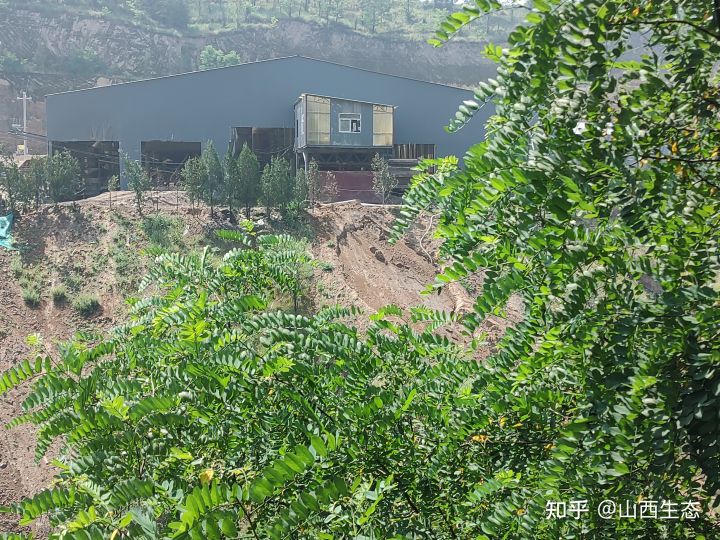 中陽縣金羅鎮無名洗沙廠大肆生產污染環境無人監管？(圖2)