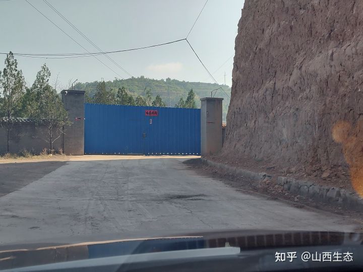 中陽縣金羅鎮無名洗沙廠大肆生產污染環境無人監管？(圖1)