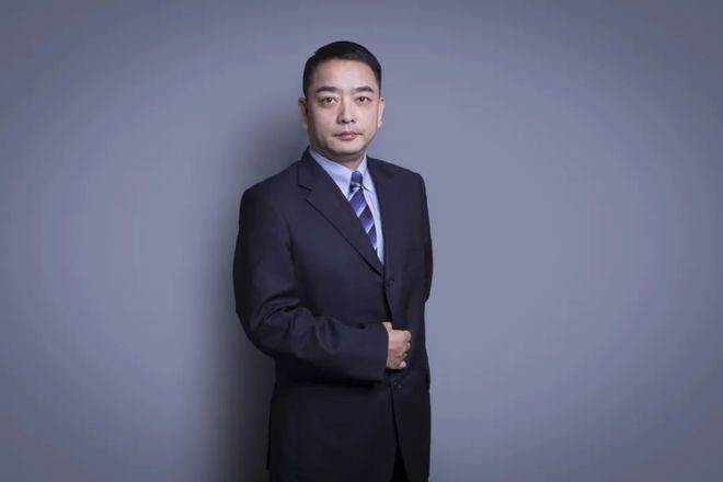 這位金華籍老板曾登頂珠峰！公司市值近7億(圖4)
