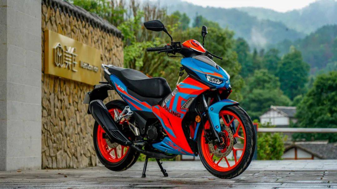 12680元起嘉陵CoCoSVR180運動彎梁售價公布?！同場CoCo機(jī)車品牌正式發(fā)布！(圖1)