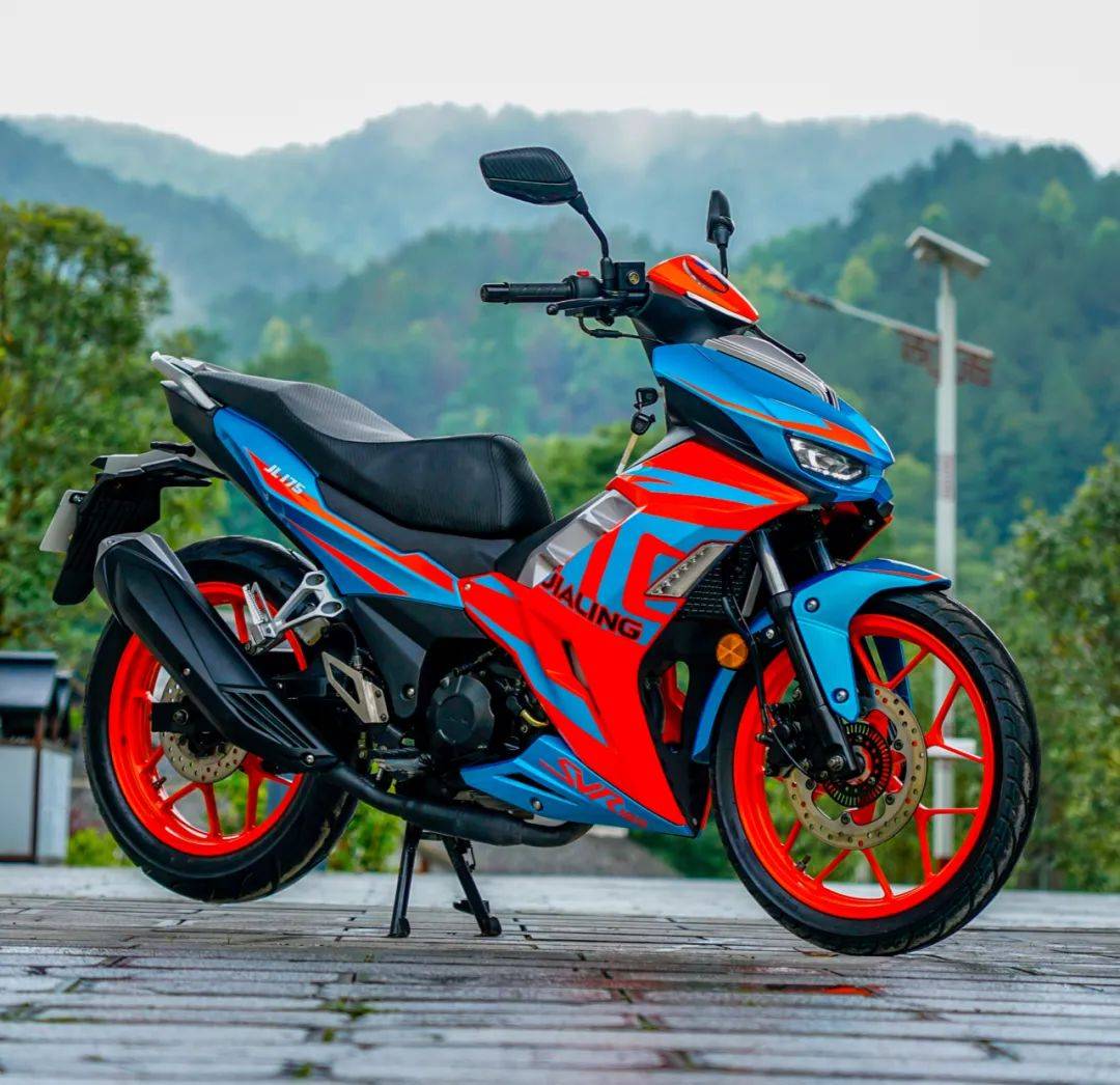 12680元起嘉陵CoCoSVR180運動彎梁售價公布?！同場CoCo機(jī)車品牌正式發(fā)布！(圖4)