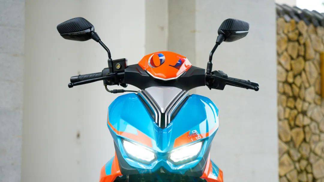 12680元起嘉陵CoCoSVR180運動彎梁售價公布?！同場CoCo機(jī)車品牌正式發(fā)布！(圖18)
