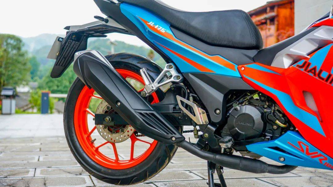 12680元起嘉陵CoCoSVR180運動彎梁售價公布?！同場CoCo機(jī)車品牌正式發(fā)布！(圖21)