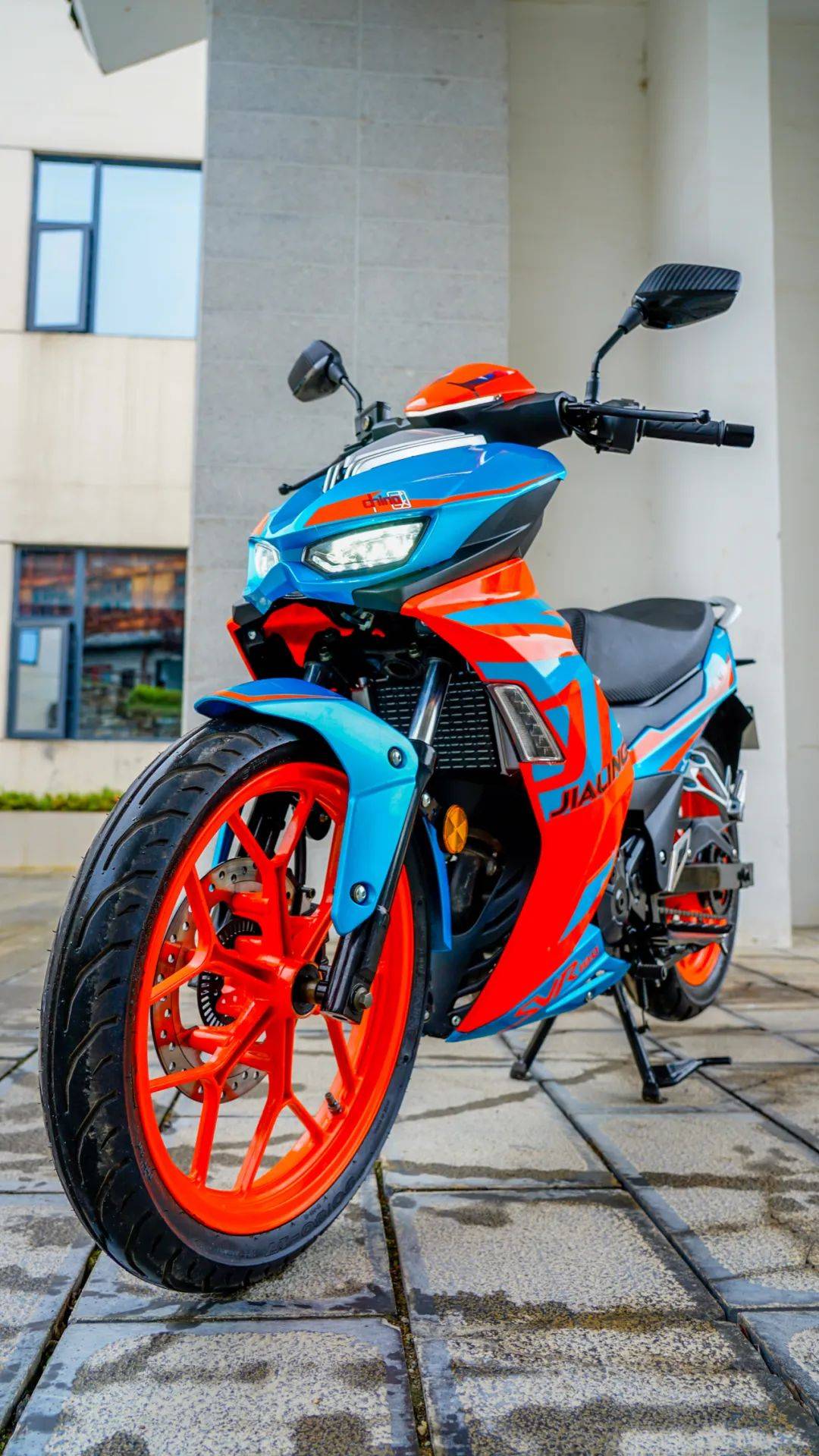 12680元起嘉陵CoCoSVR180運動彎梁售價公布?！同場CoCo機(jī)車品牌正式發(fā)布！(圖23)