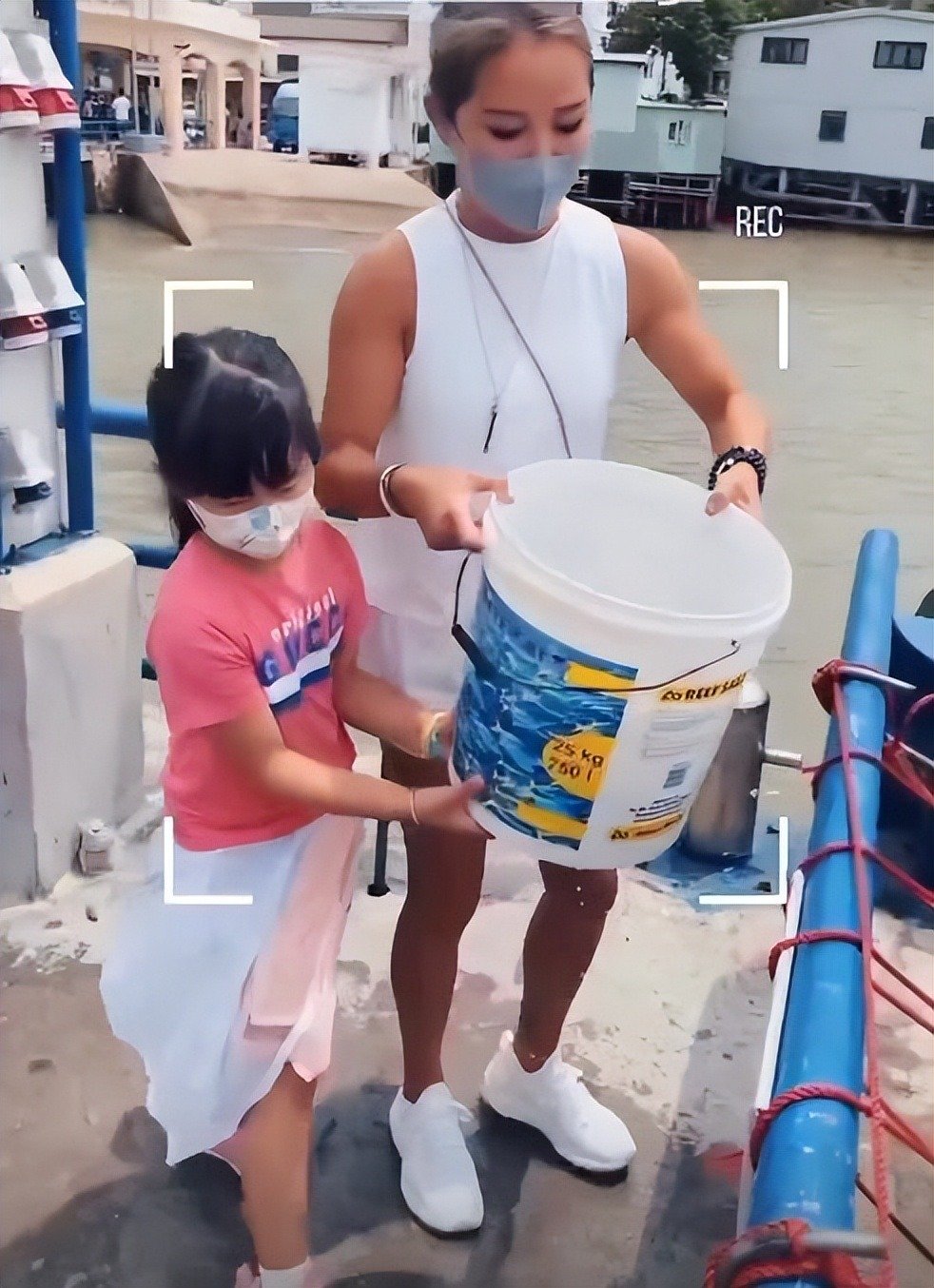 洗米嫂低調(diào)過中秋節(jié)，曬小女兒的近況視頻，愿她一生可愛(圖9)